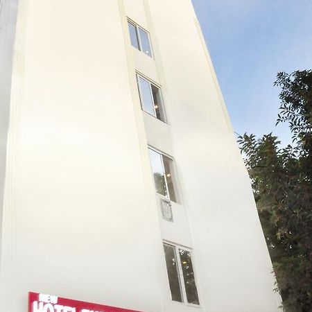 New Hotel Executive Inn Vijayawāda Exteriör bild